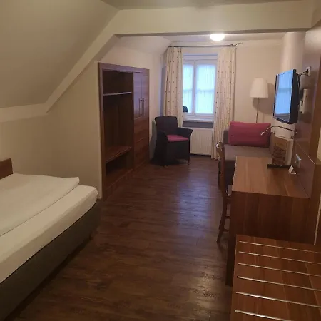 Hotel Maierbraeu