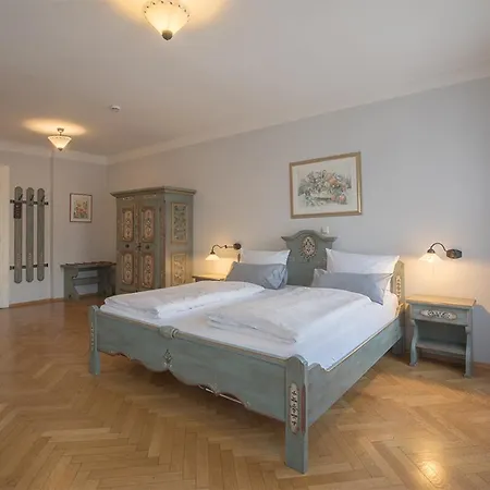 Otel Maierbraeu 3*