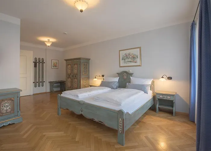 Hotell Maierbraeu 3*
